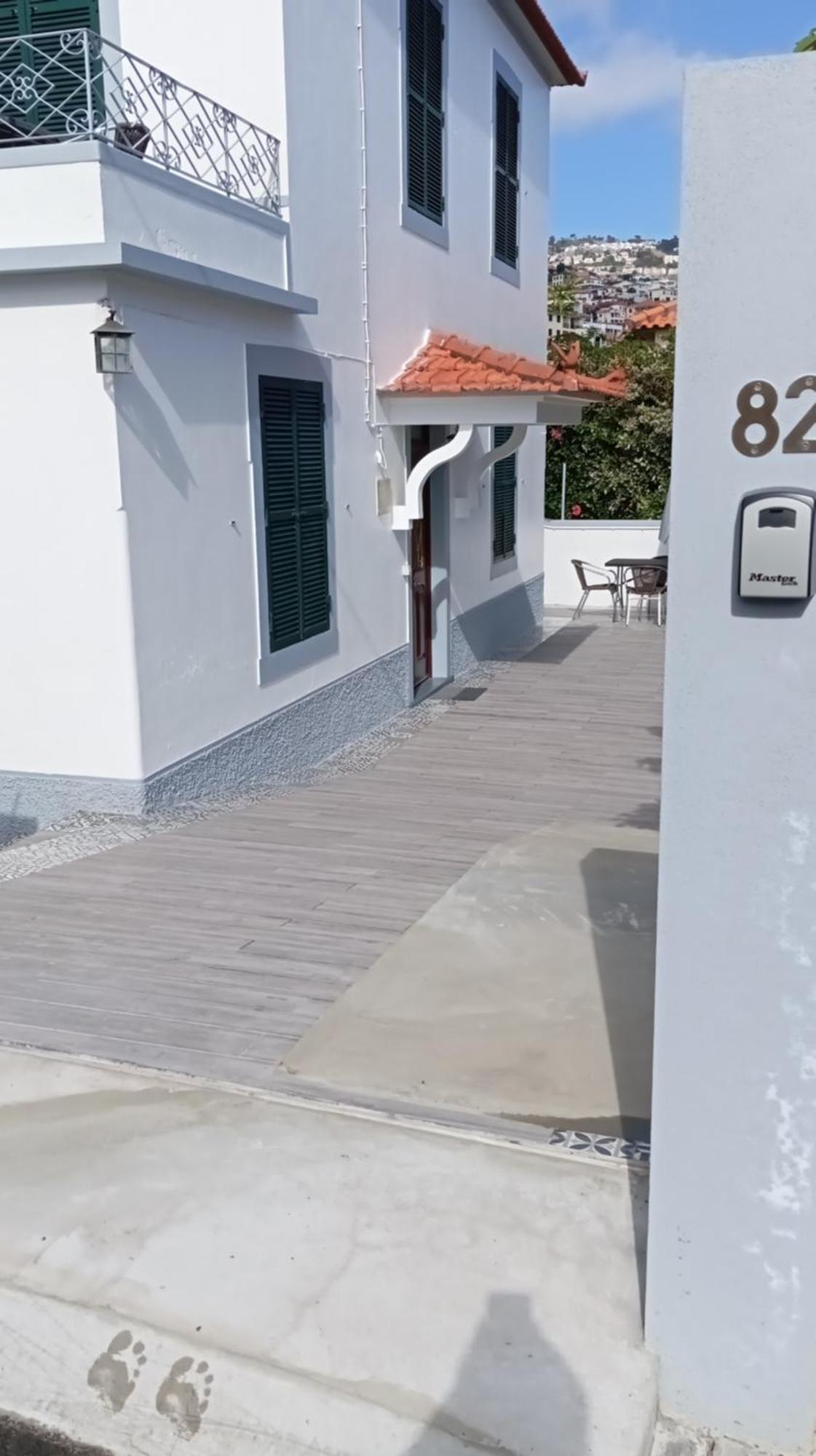 פונשל Bus Stop House 82 מראה חיצוני תמונה